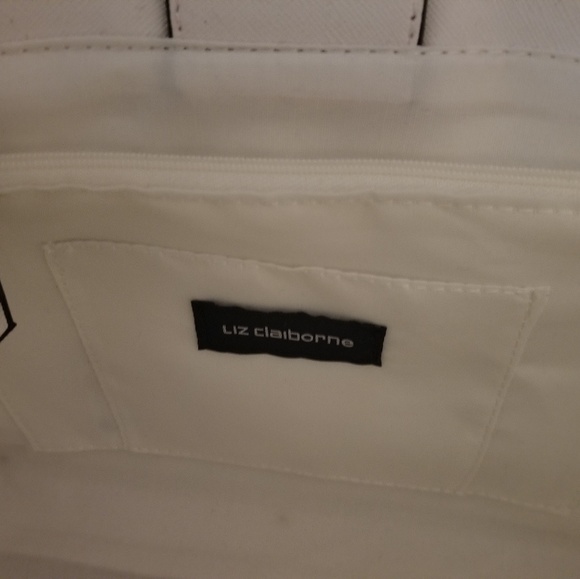 liz Claiborne silver straw purse - Picture 7 of 7